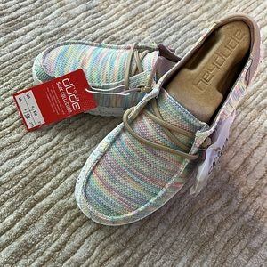 NWT Brand New without box women’s Hey Dude Aurora Sox Wendy White SZ6